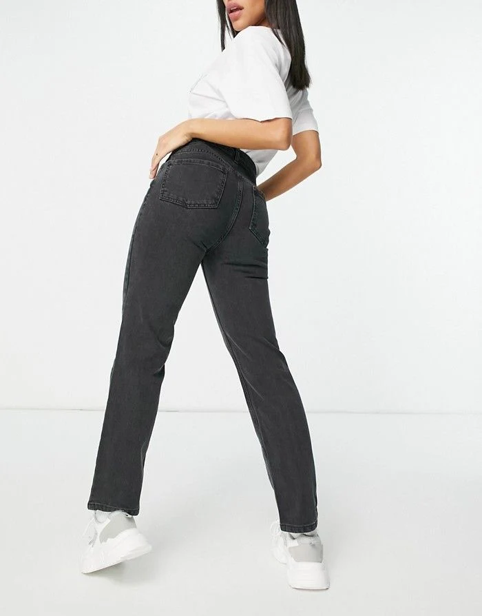Rigid Mom Jeans Black Wash