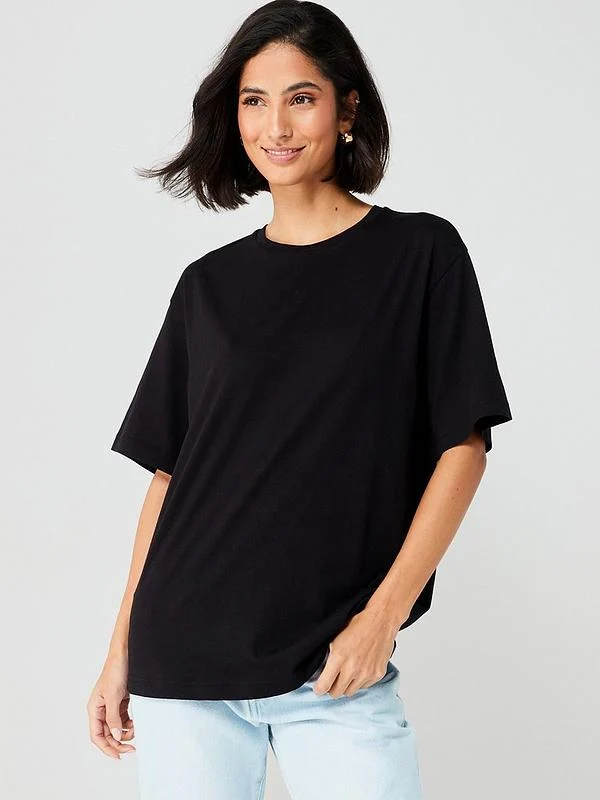V by Very The Essential Oversized Crew Neck T-Shirt Black