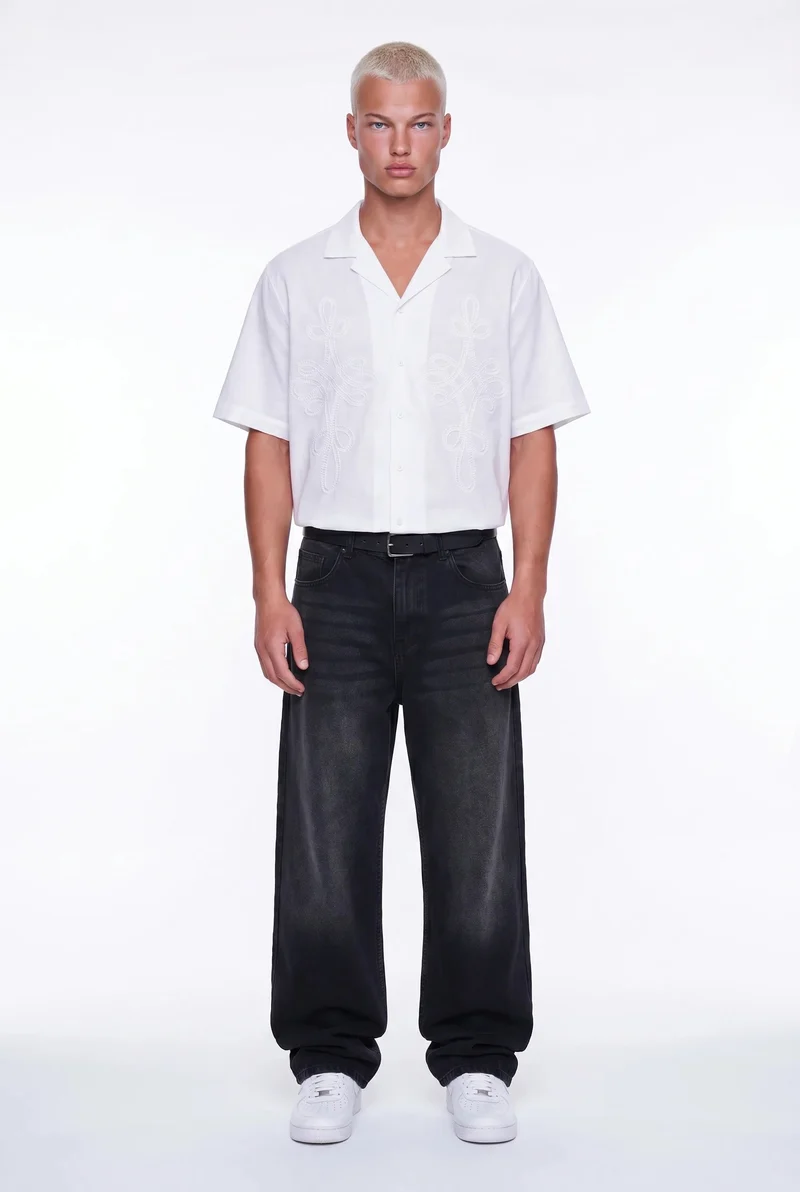 Men's Short-Sleeved Oversized Shirt with Embroidered Details White