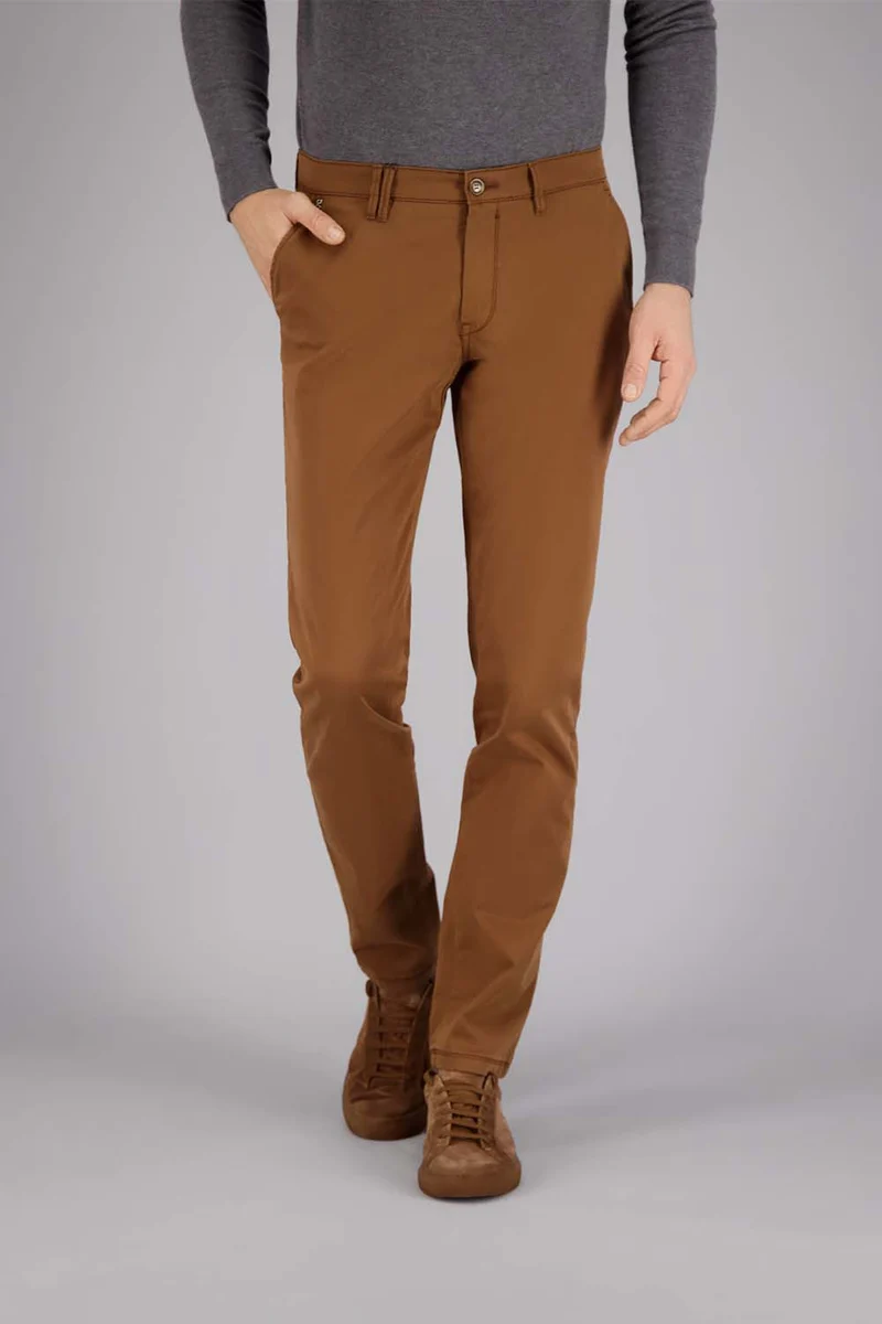 Chinos seven från Gardeur /ljusbruna