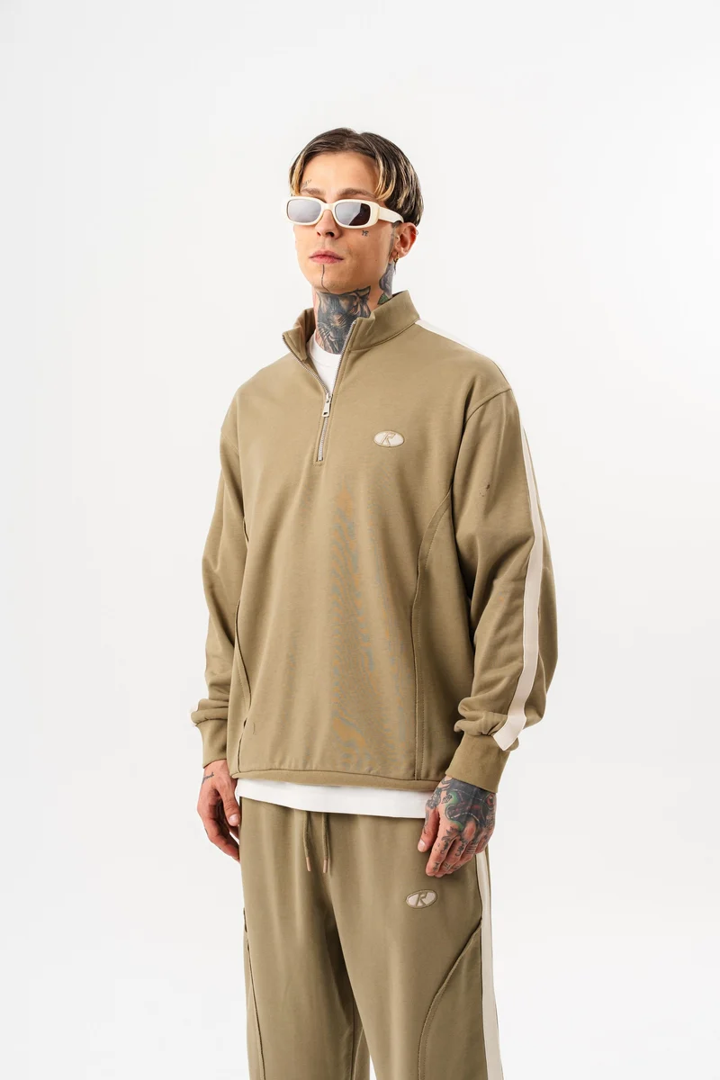 Raw Seam Detail Half Zip Diagonal Sweatshirt Khaki
