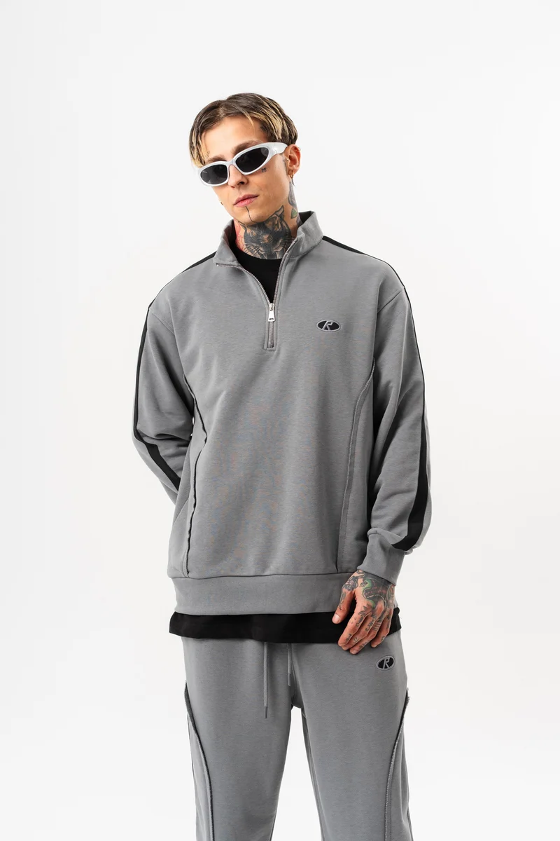 Raw Seam Detail Half Zip Diagonal Sweatshirt Grey