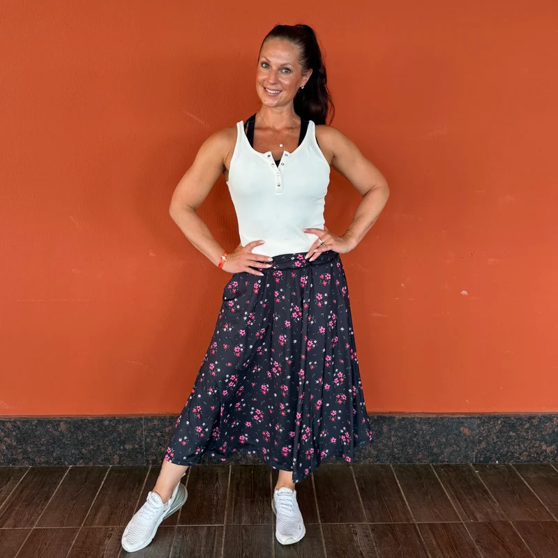 Småblommig Långkjol med Innershorts