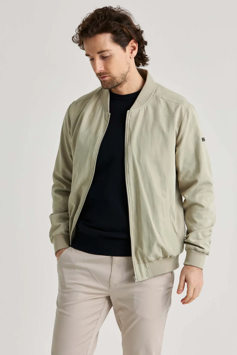 Catalina Jacka Beige